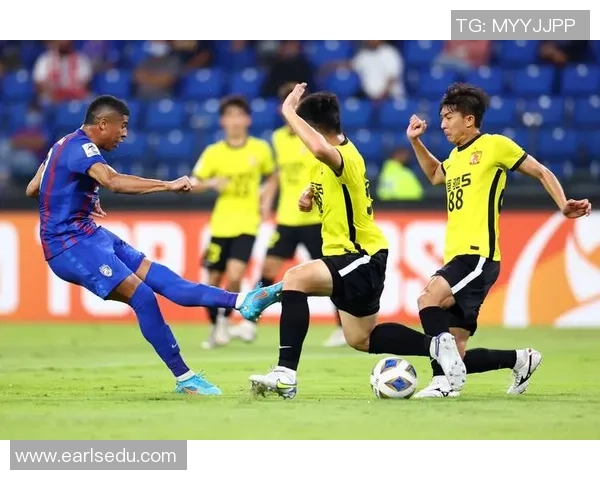 广州篮球队战术解析：如何提升球队竞争力与比赛表现